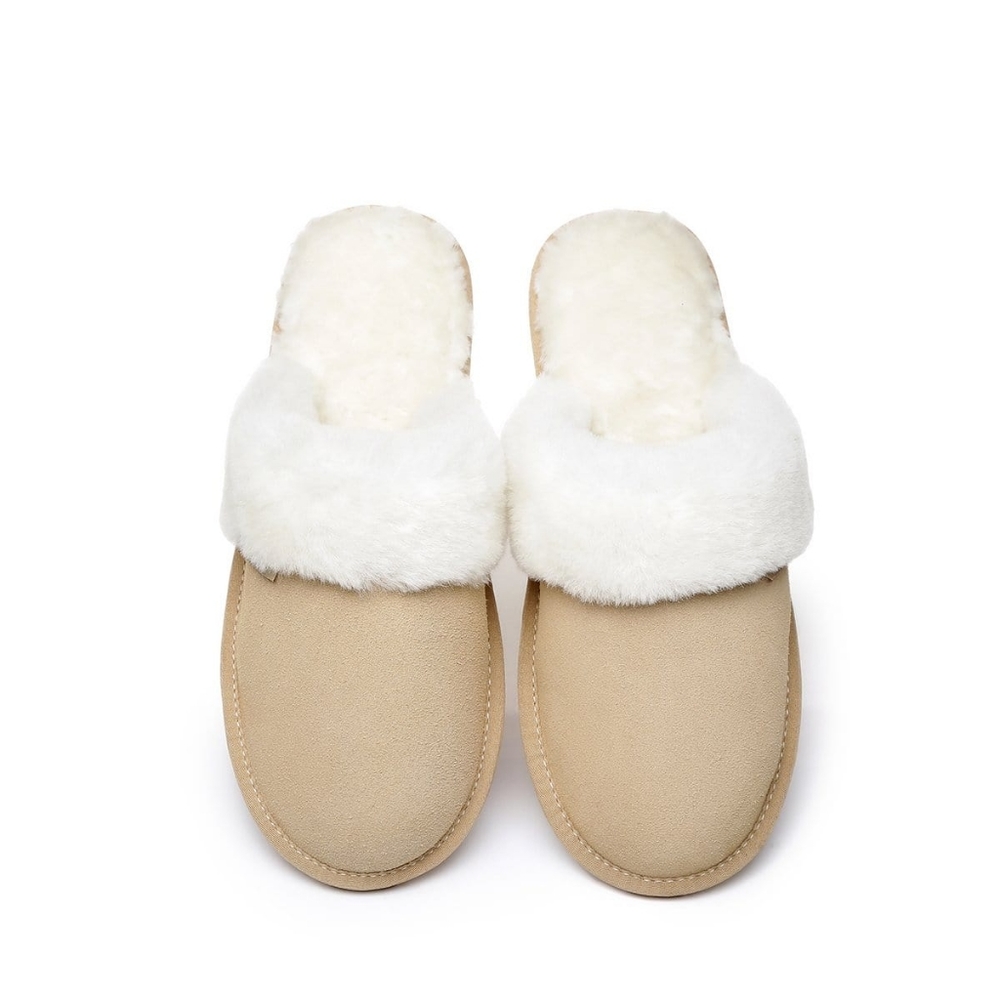 UGG- Ludlow Scuff- Sand - Picture 2 of 5